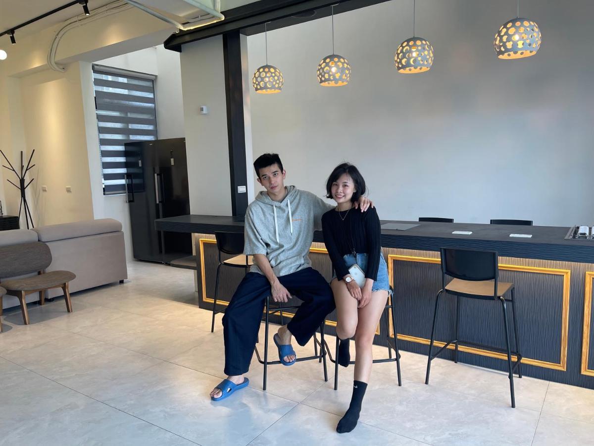 方興top會館 全新包棟電梯民宿 ซานซิง ภายนอก รูปภาพ