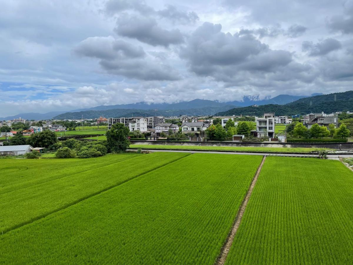 方興top會館 全新包棟電梯民宿 ซานซิง ภายนอก รูปภาพ