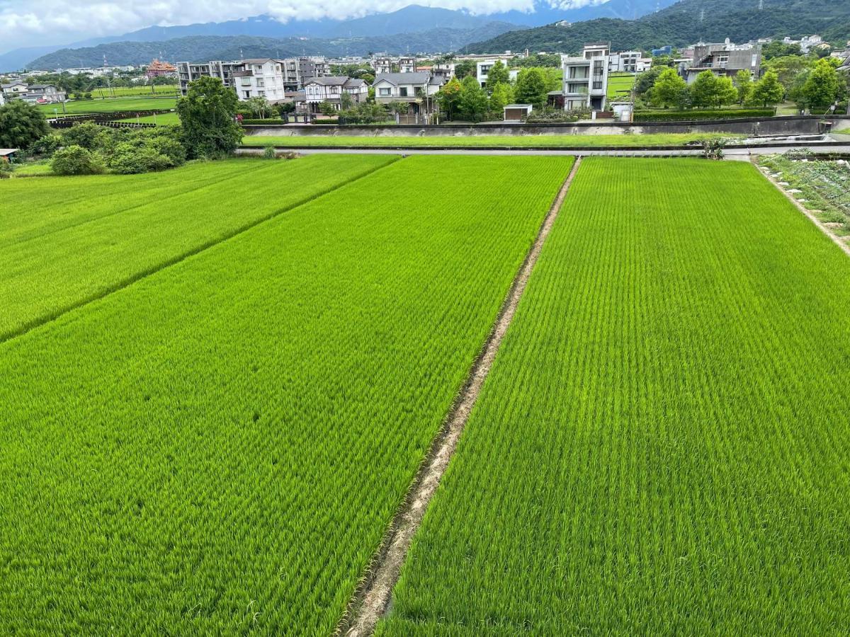 方興top會館 全新包棟電梯民宿 ซานซิง ภายนอก รูปภาพ