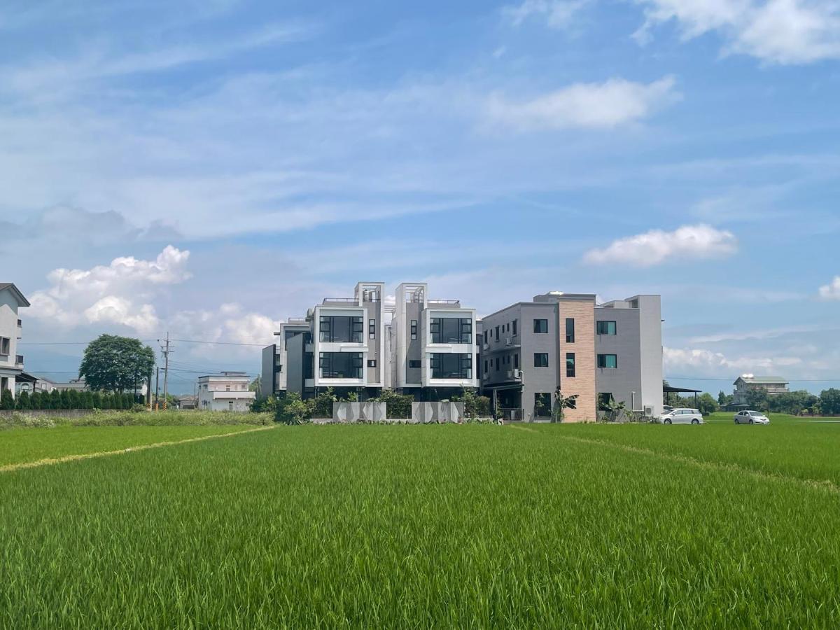 方興top會館 全新包棟電梯民宿 ซานซิง ภายนอก รูปภาพ
