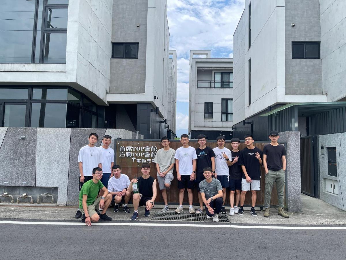 方興top會館 全新包棟電梯民宿 ซานซิง ภายนอก รูปภาพ